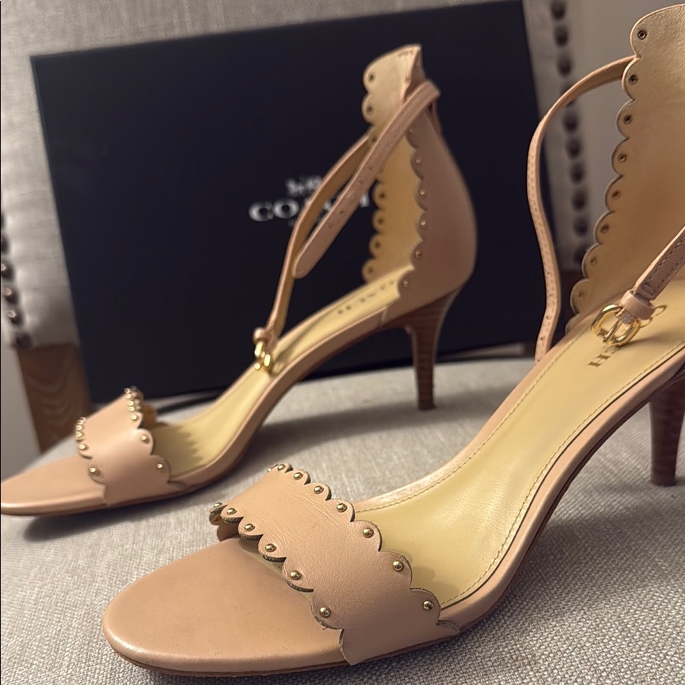 Coach Women's Tan Leather Sandals - Picture 4 of 5